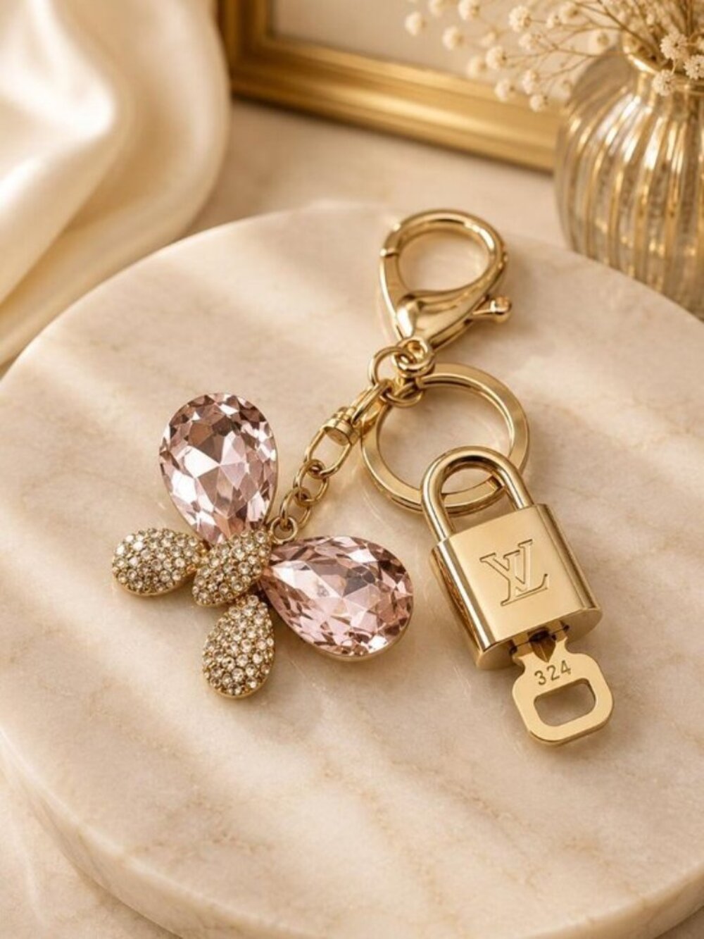 Louis Vuitton Gold Padlock 🔒 Key Set Authentic LV w/ Unbranded Keychain